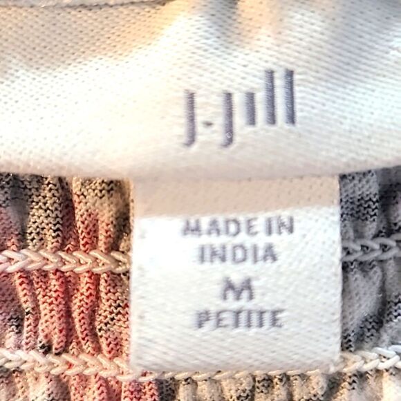 J. Jill Black & White Top w/Red Flowers, Shirred Elastic Chest, Size Medium P - Picture 10 of 11